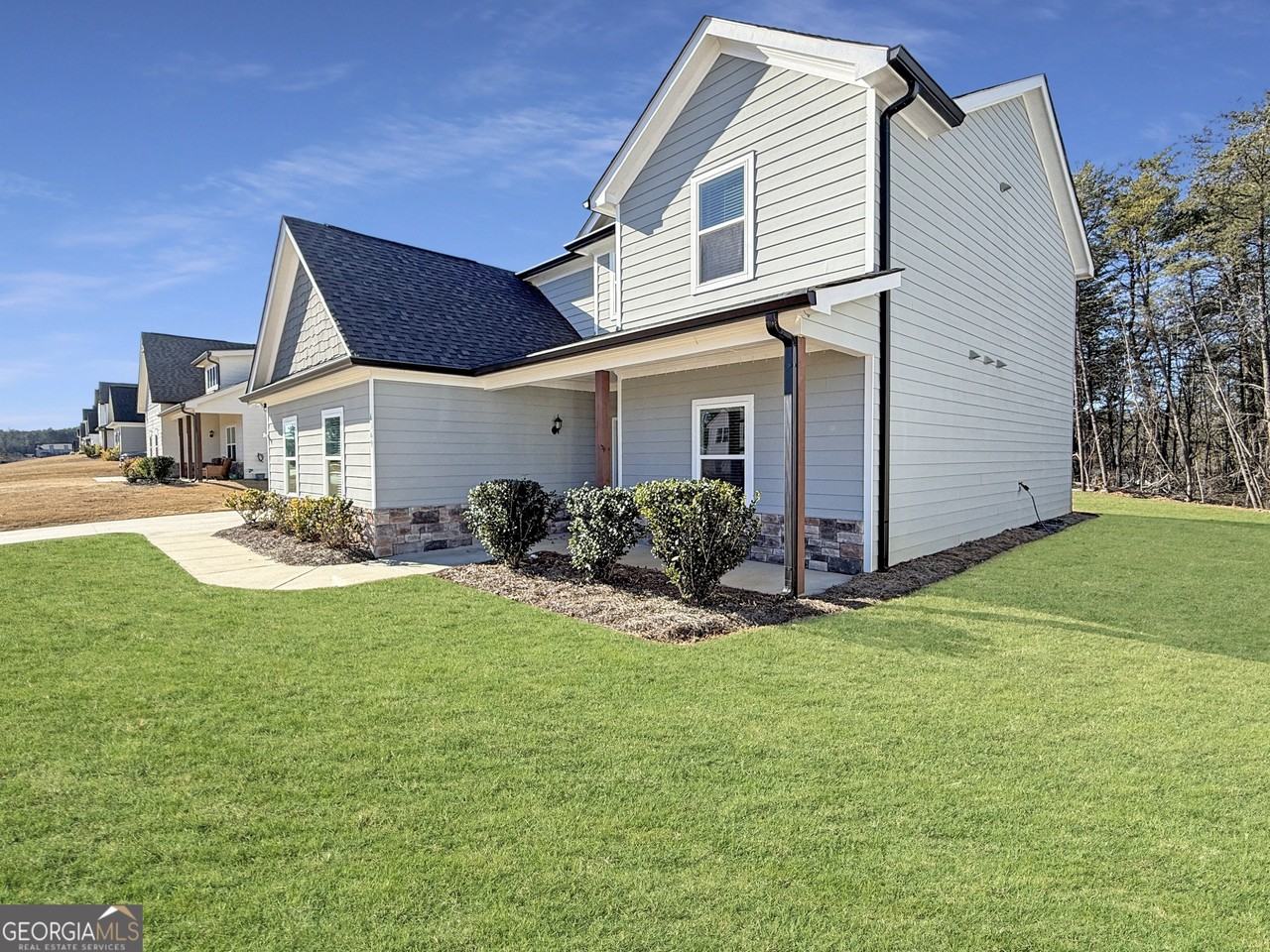 6369 Woodland Station Dr - Photo 2 of 49