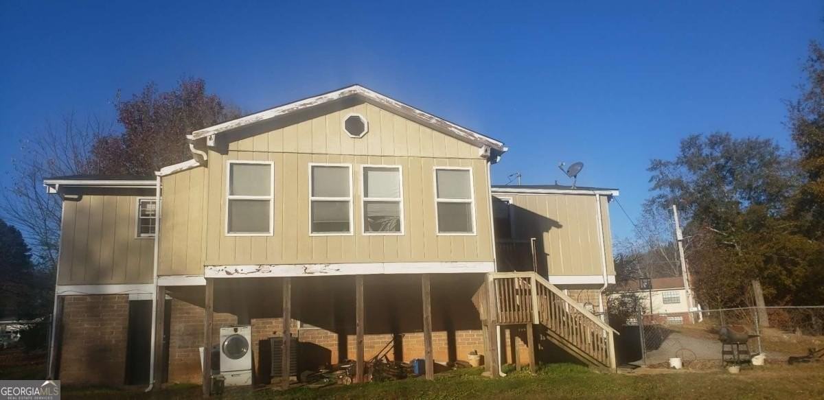 3336 Cowan Mill Ct - Photo 2 of 15