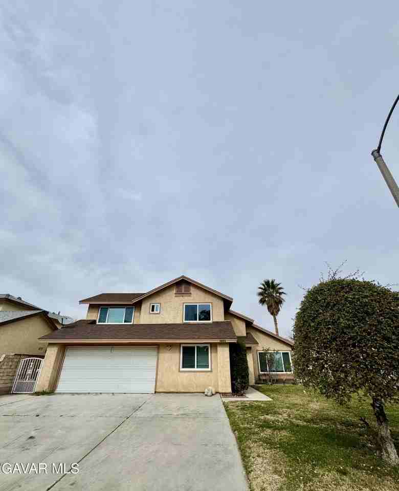 3805 E Avenue R12 - Photo 2 of 3