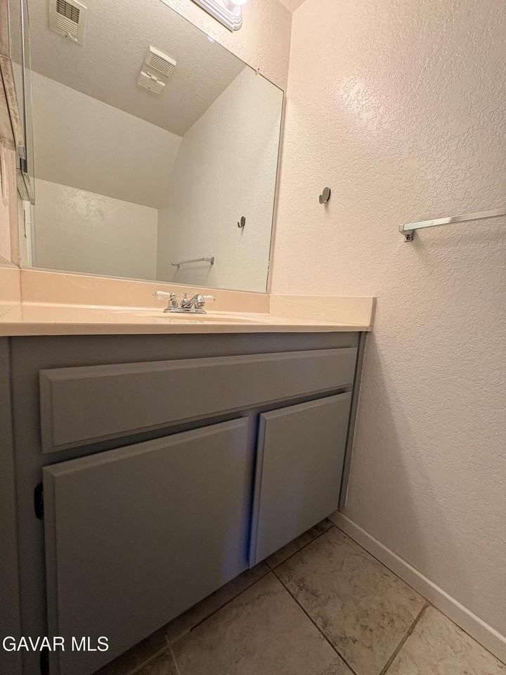 1739 W Avenue J15 #1 - Photo 4 of 8