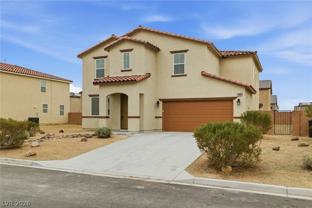 3863 E Summit Ave - Photo 1 of 1