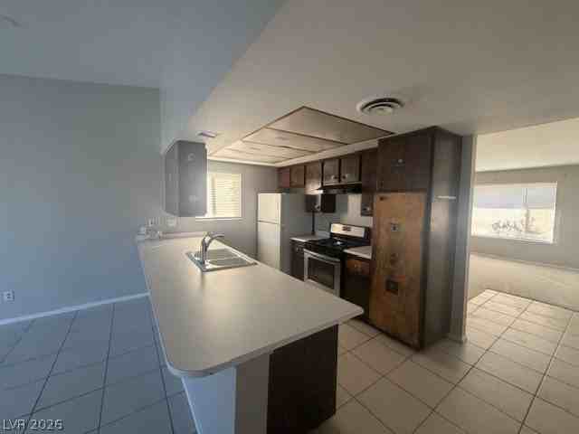 5704 Stallion Ave - Photo 5 of 18