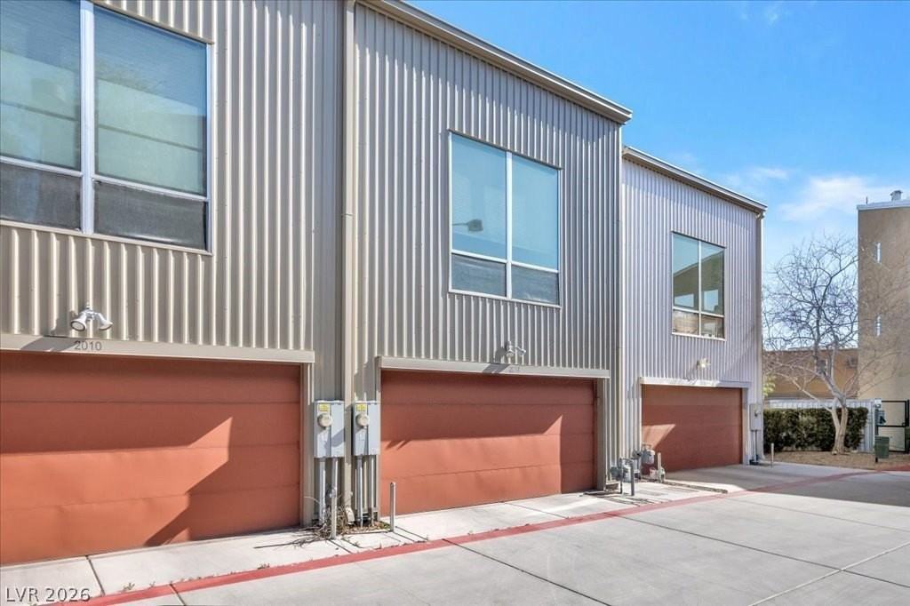 2014 Pin Oak Ave - Photo 3 of 28