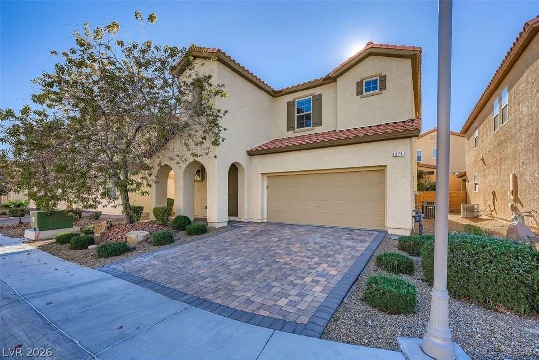 371 Botanic Gardens Dr - Photo 3 of 28