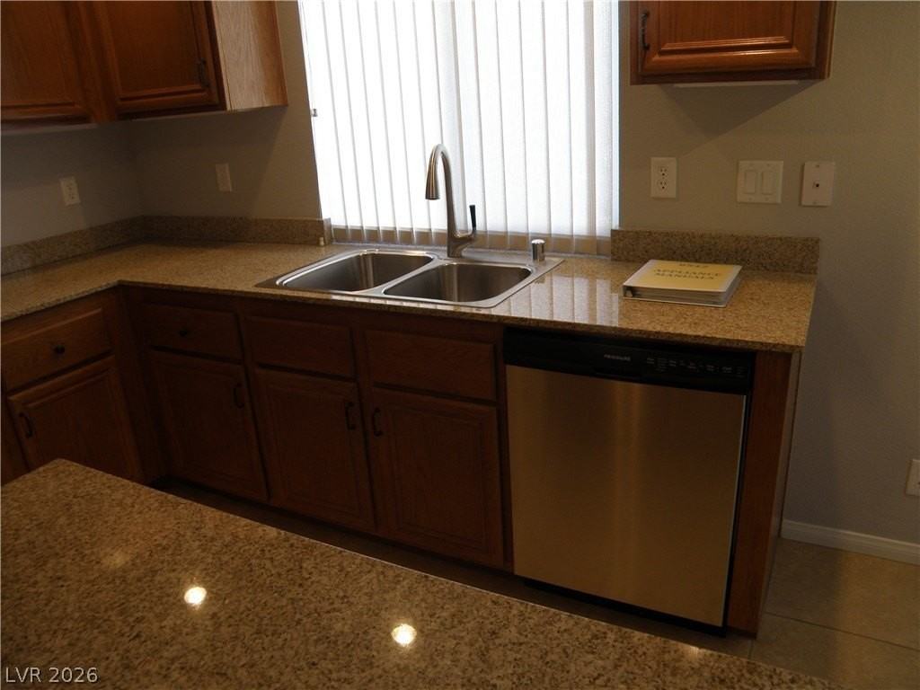 6542 Samba Ave - Photo 5 of 19