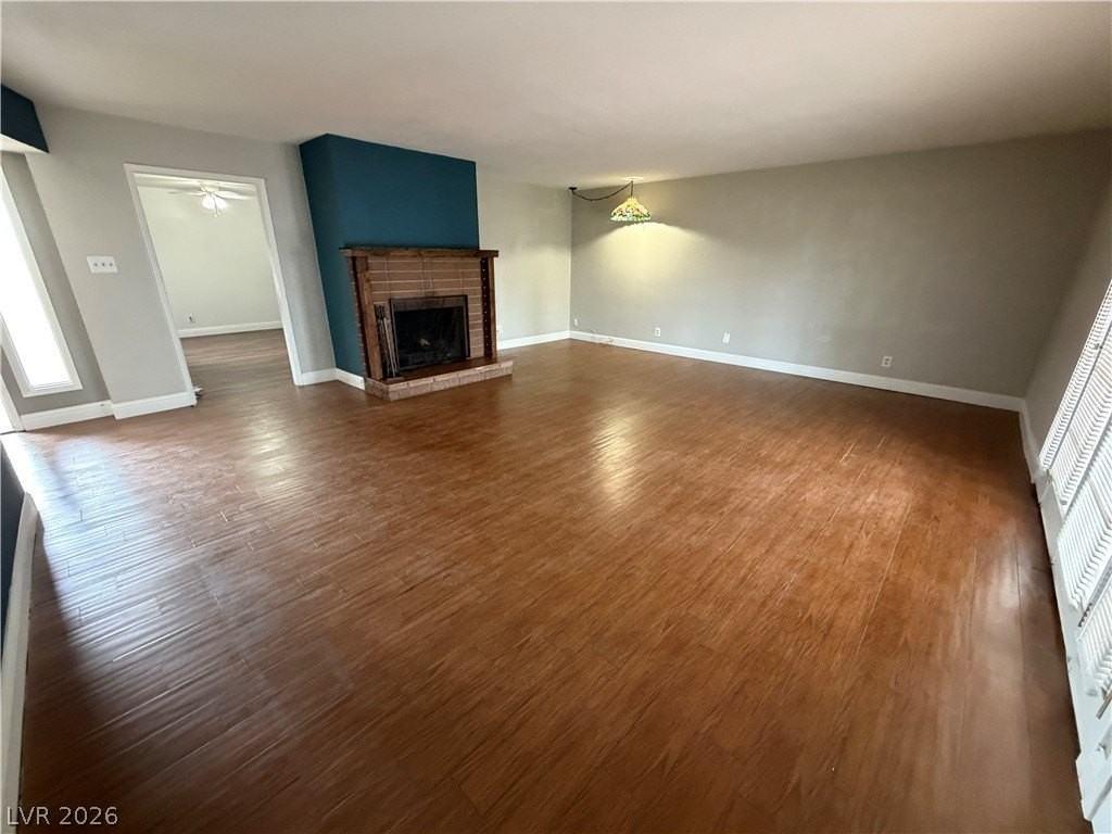 1516 Houssels Ave - Photo 2 of 16