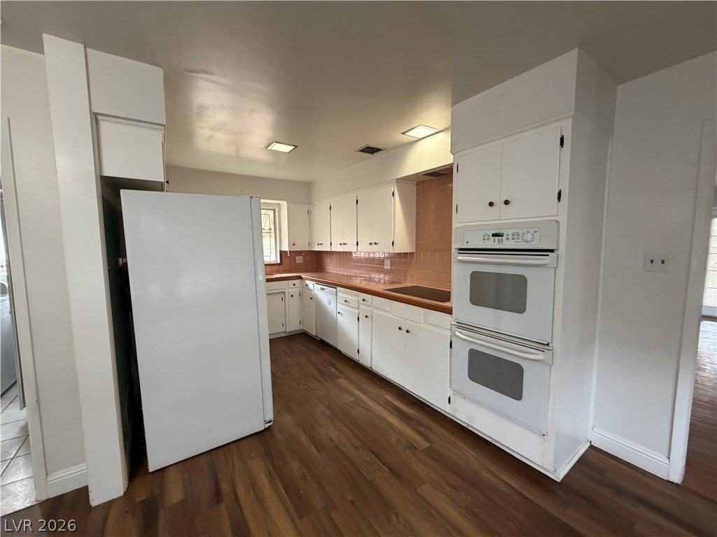 1516 Houssels Ave - Photo 4 of 16