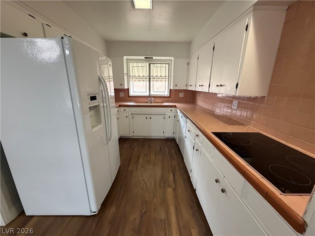 1516 Houssels Ave - Photo 5 of 16