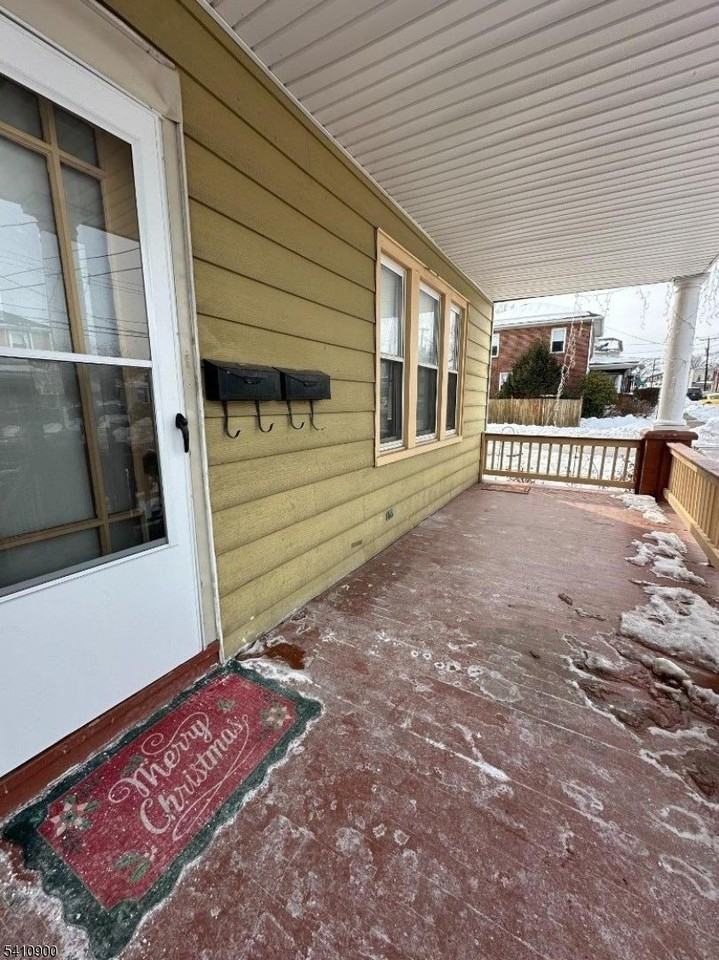 292 Irwin St #1 - Photo 2 of 19