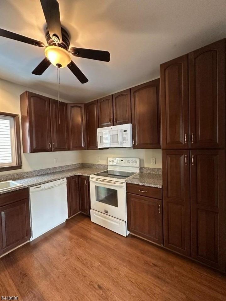 292 Irwin St #1 - Photo 3 of 19