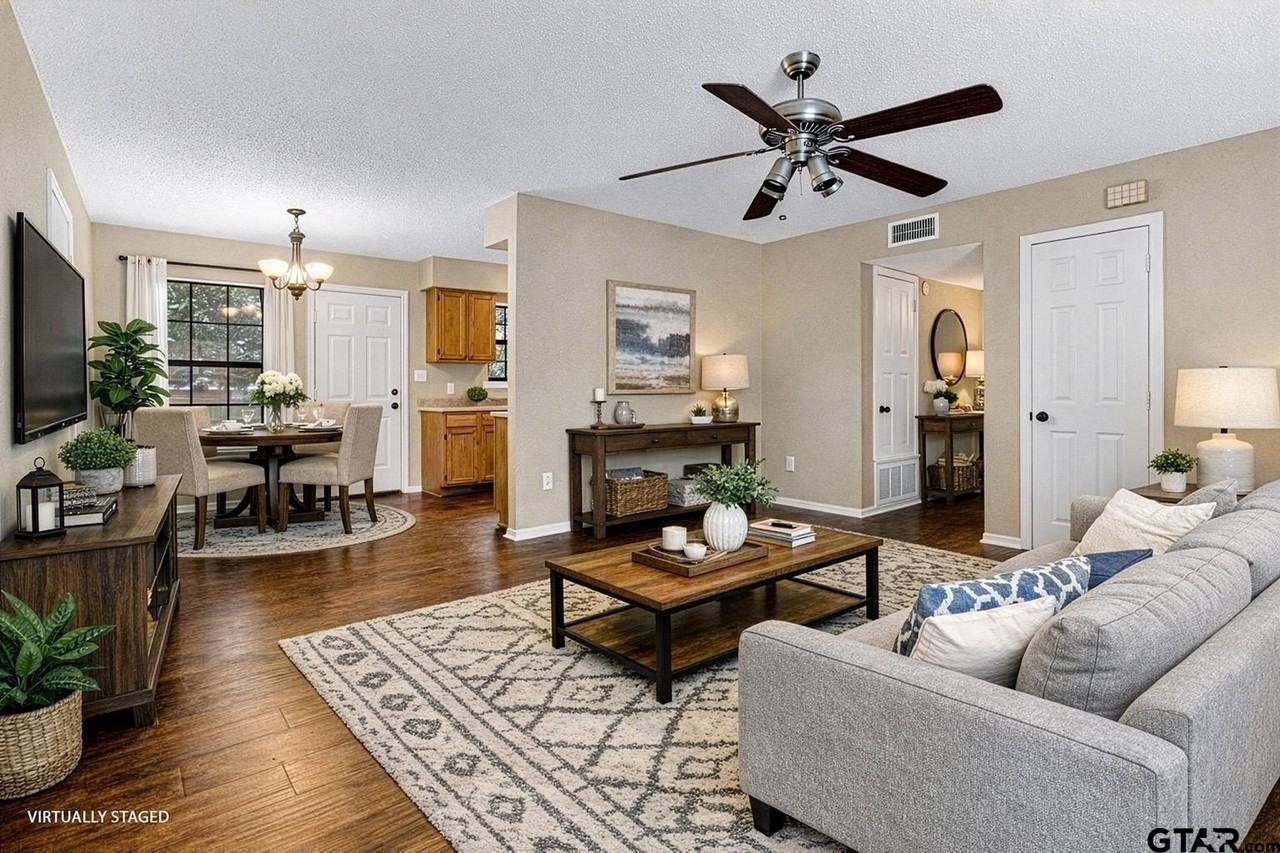 308 Crosby St - Photo 5 of 27