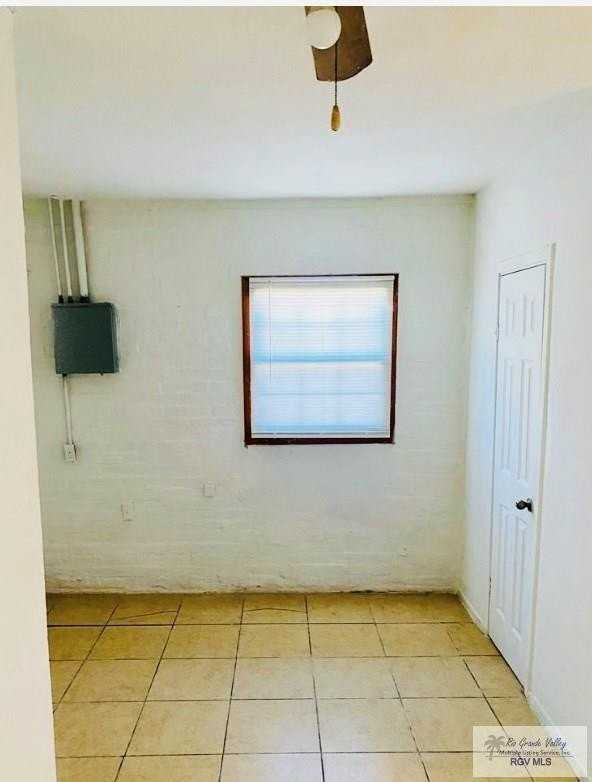 158 Garden St - Photo 7 of 13