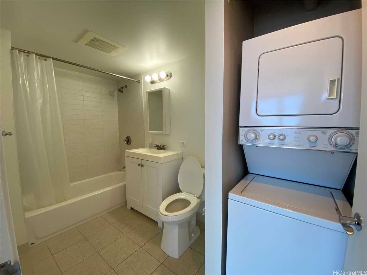 1009 Kapiolani Blvd Apt 4404 #4404 - Photo 7 of 13