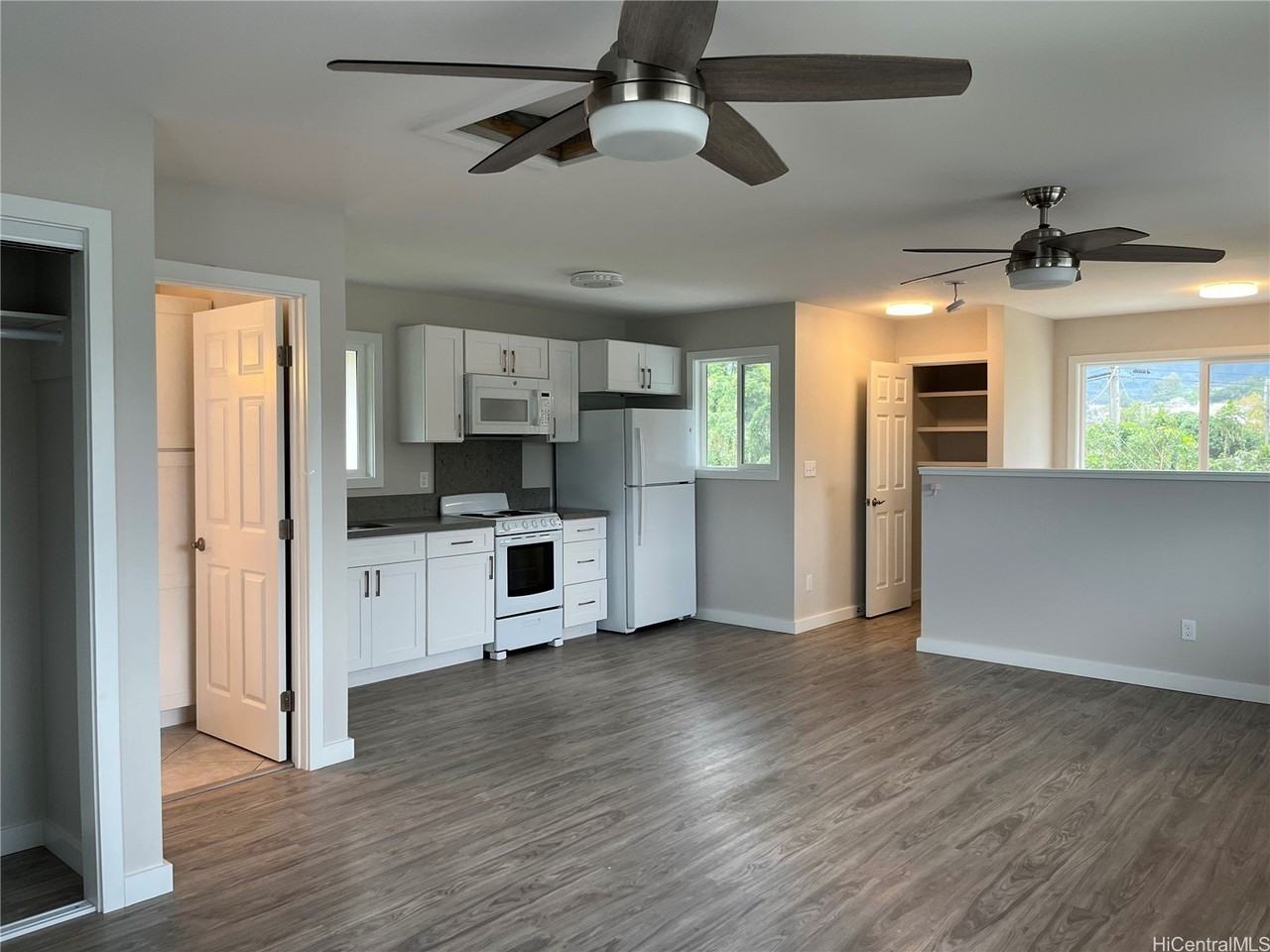 45-143D William Henry Road unit: Studio - Photo 3 of 6