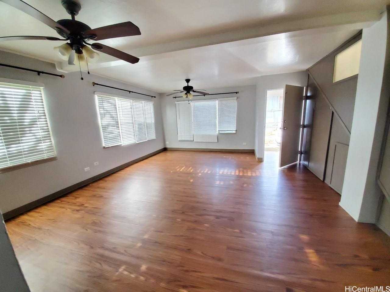 1164 Hoihoi Ave - Photo 3 of 9