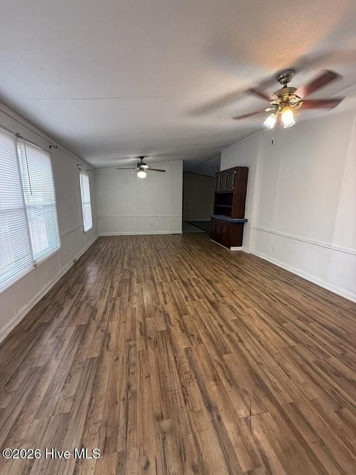 110 Bratton Dr - Photo 4 of 11