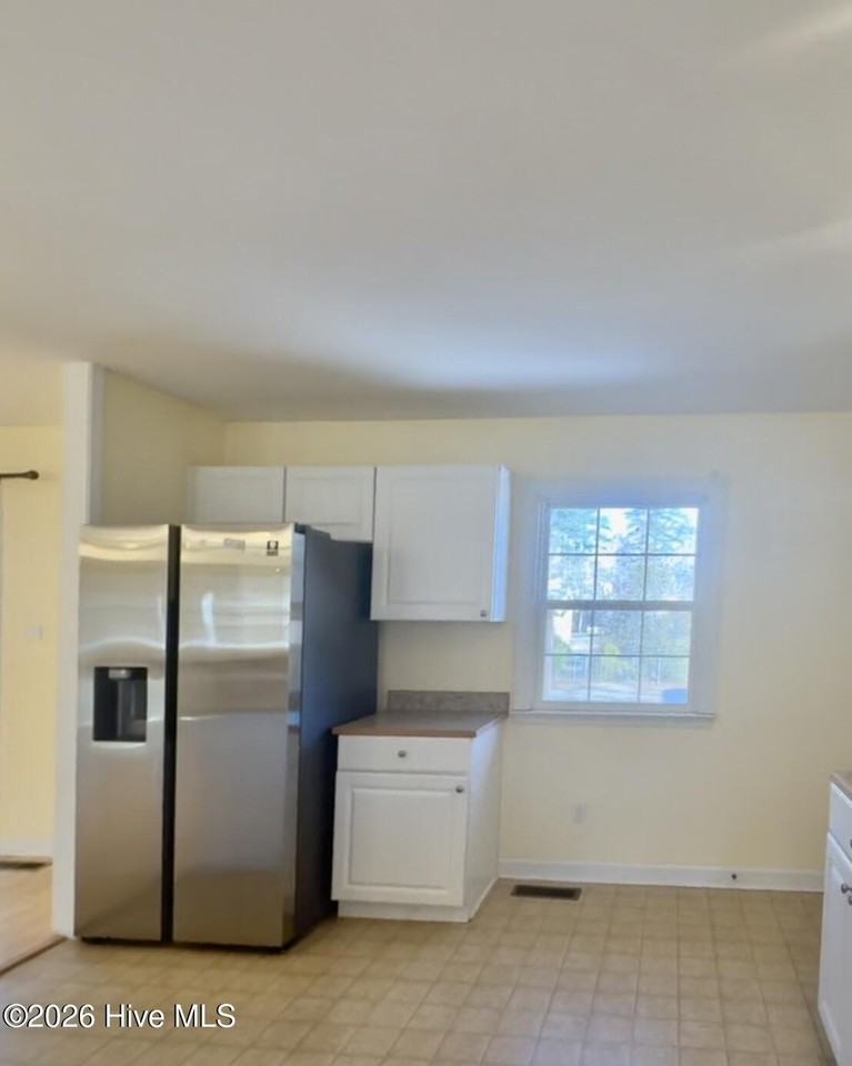 114 Craven Dr - Photo 6 of 23