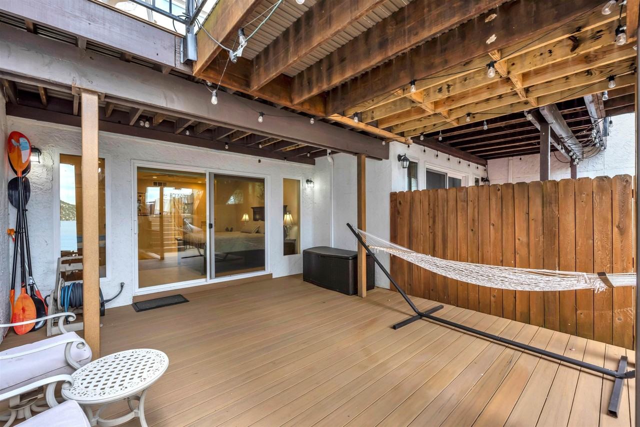 415 Horseshoe Bay Blvd - Photo 7 of 29