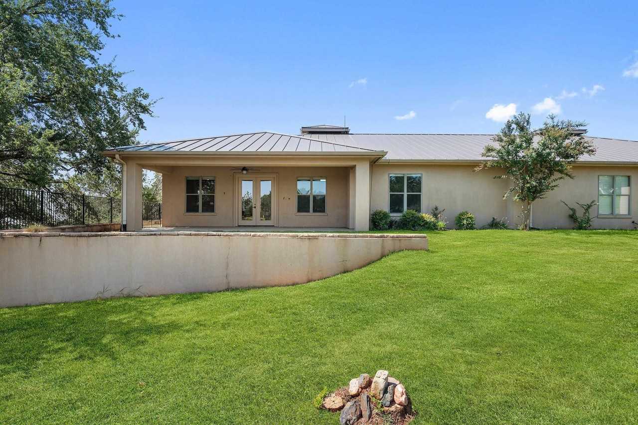 129 Hi Vly Unit B - Photo 2 of 28