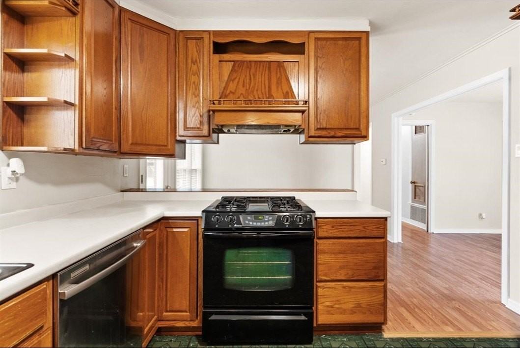 13 Perkins St - Photo 6 of 12