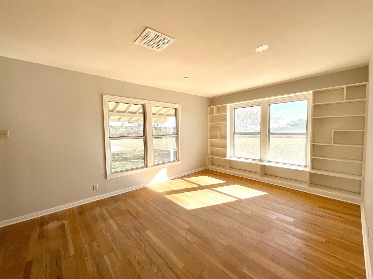 3442 N Us Highway 281 - Photo 5 of 25