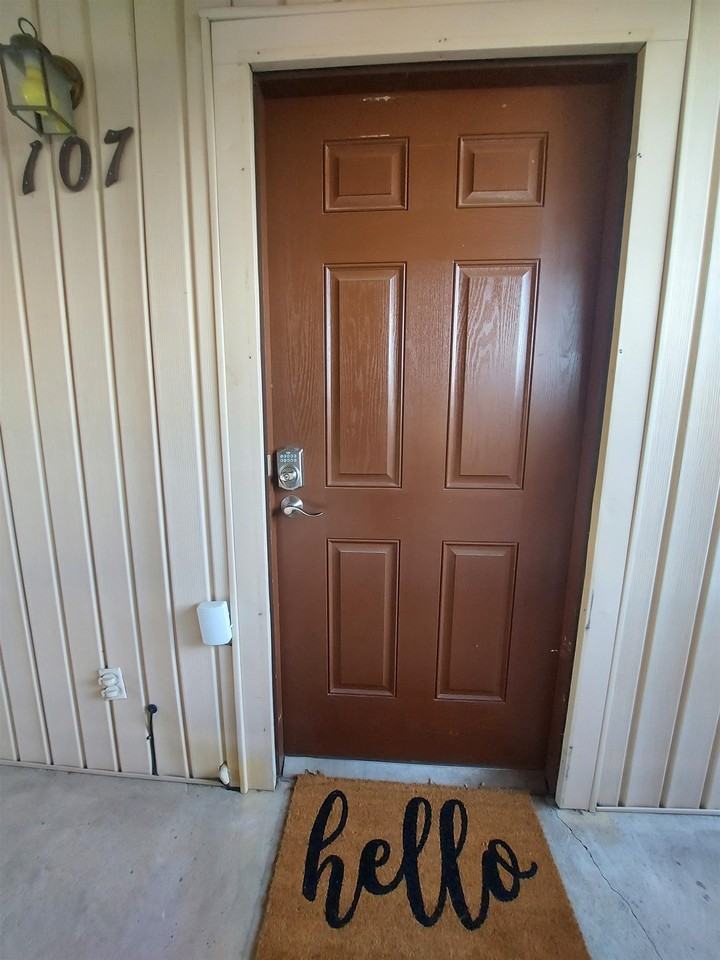 1214 Hi Stirrup 107 - Photo 2 of 16