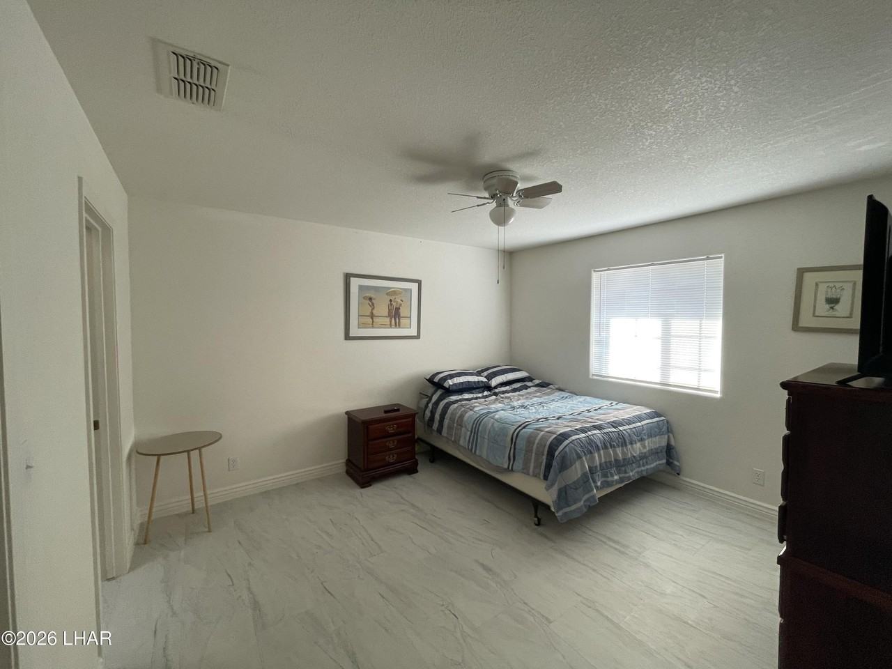 2341 Rainbow Ave N - Photo 6 of 15