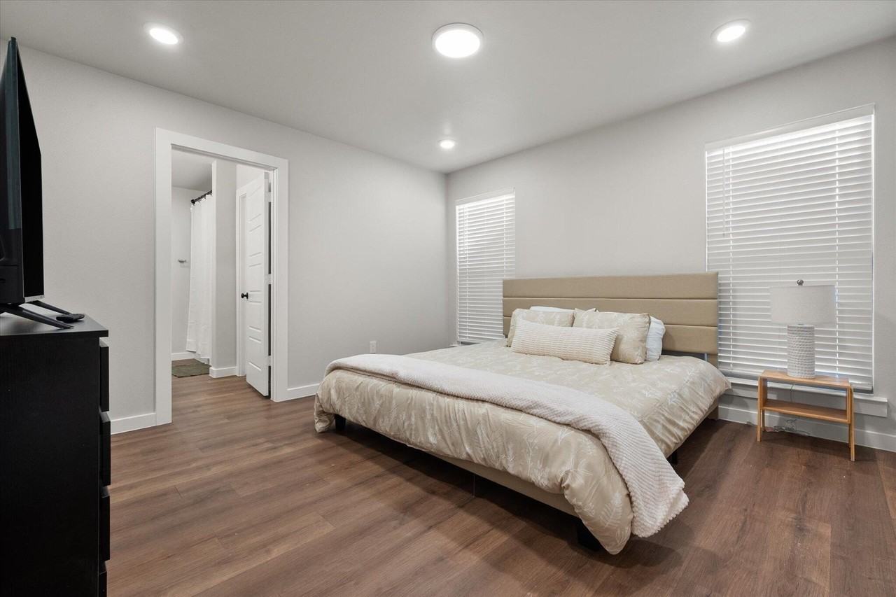 2140 Kokomo Ave - Photo 7 of 17