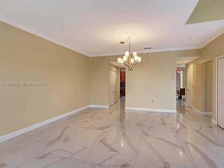 1018 Sw Eckard Ave #0 - Photo 5 of 50