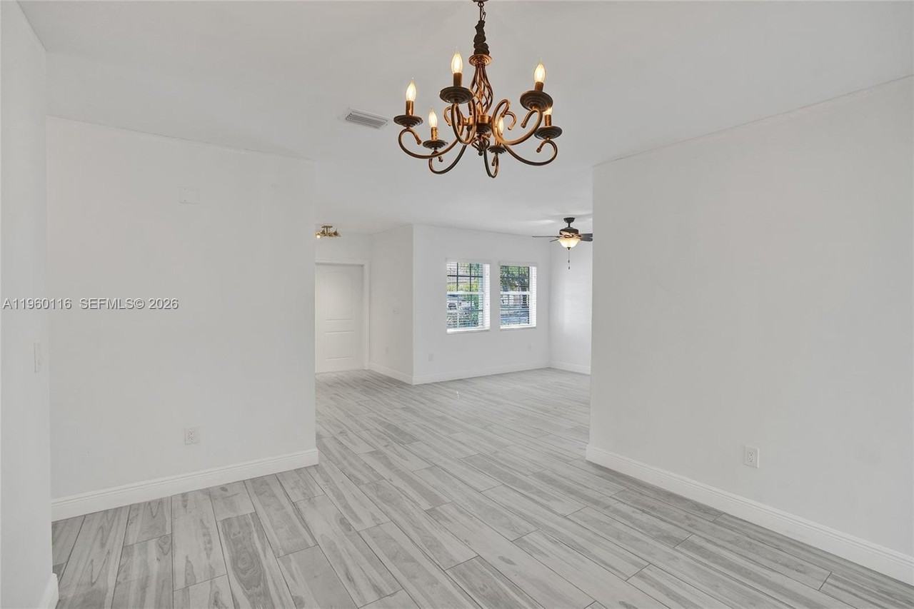 5721 Sw 11th St #0 - Photo 2 of 44