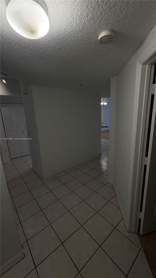 741 Sw 148th Ave #705 - Photo 4 of 32