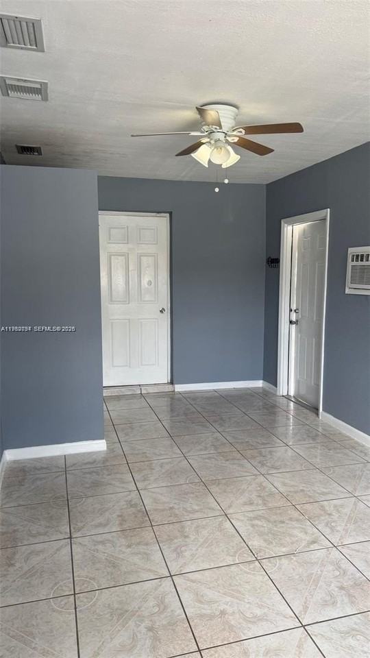 17200 Nw 51st Pl #C - Photo 4 of 12