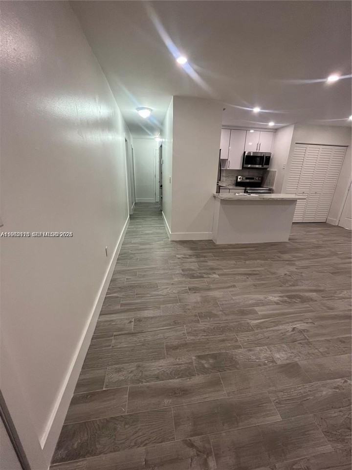 10803 Sw 5th St #10803 - Photo 6 of 15