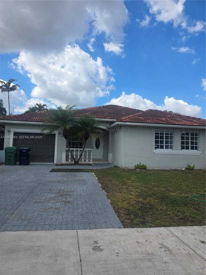 10206 Sw 161st Ave #1 - Photo 2 of 16