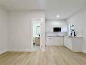 2480 Nw 96th St #B - Photo 1 of 1