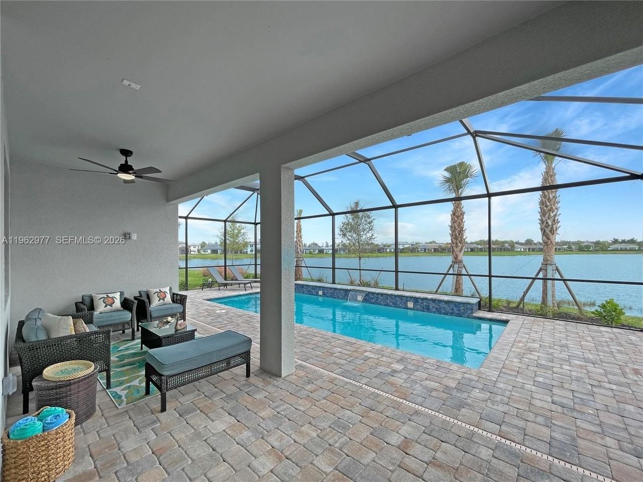 2057 Yellowfin Cir - Photo 2 of 22