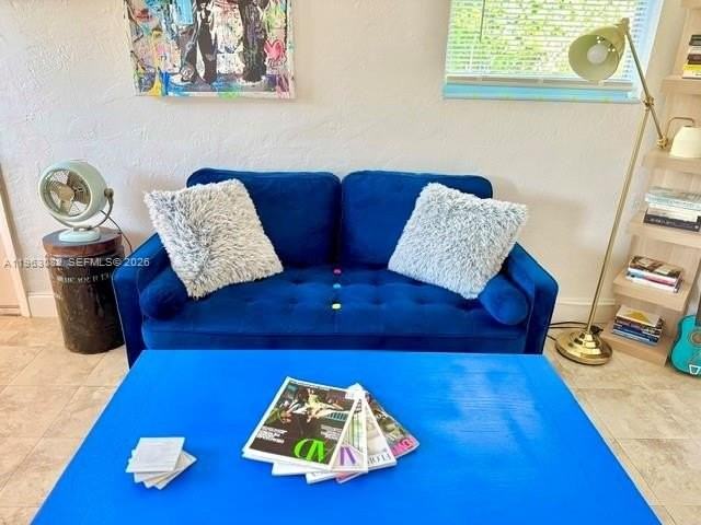 3296 William Ave - Photo 3 of 21