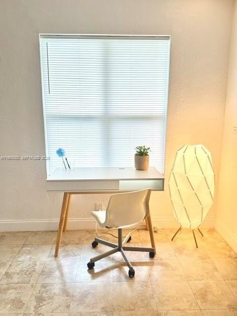 3296 William Ave - Photo 5 of 21