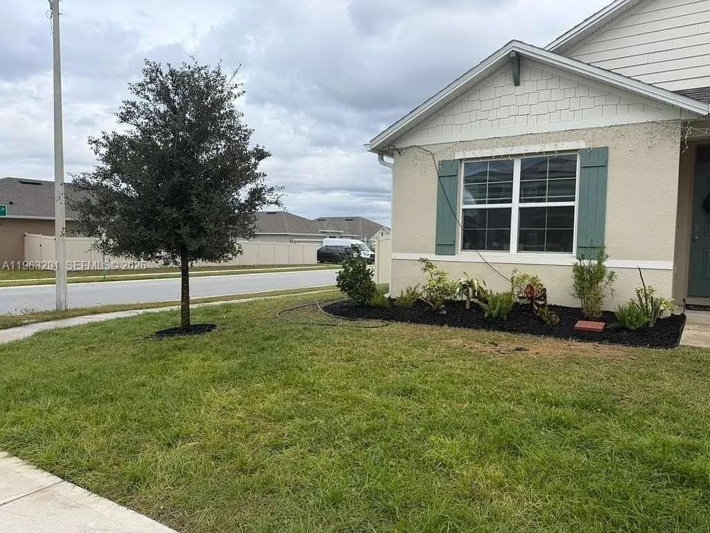 1747 Buckeye Rd - Photo 3 of 16