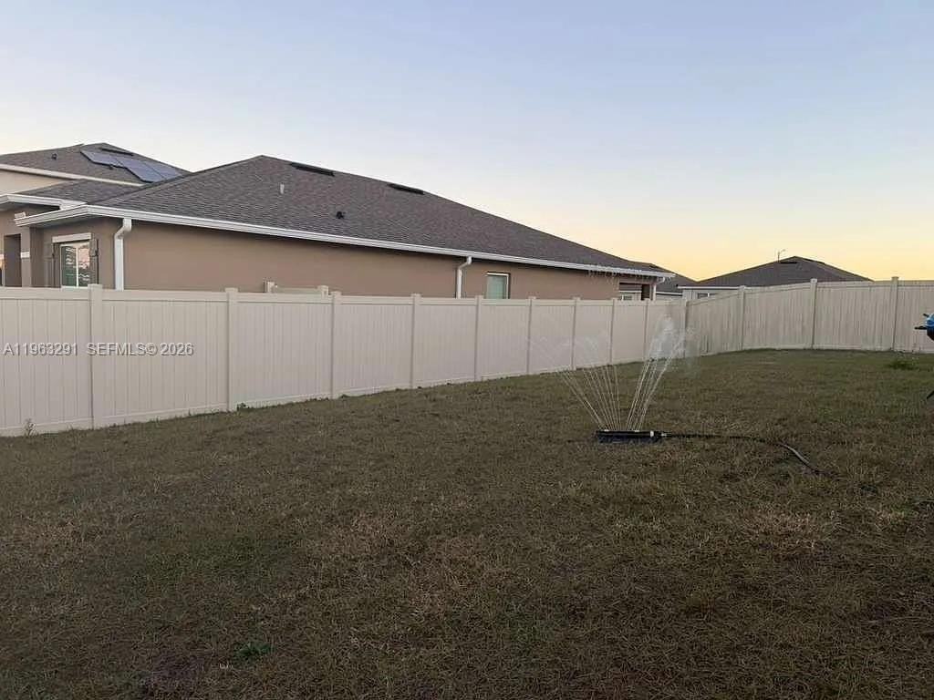 1747 Buckeye Rd - Photo 4 of 16