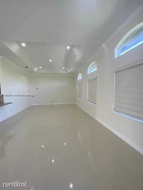 6111 Marinel Say Dr #6111 - Photo 2 of 12