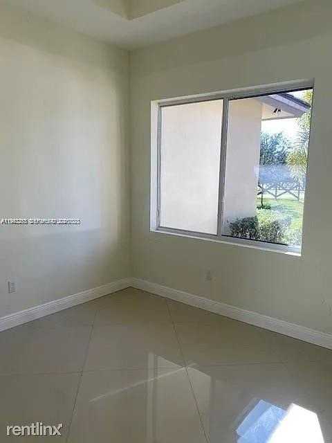 6111 Marinel Say Dr #6111 - Photo 5 of 12