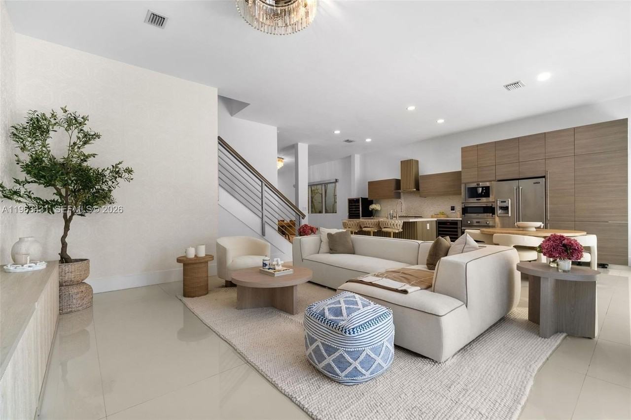 18935 Atlantic Blvd - Photo 7 of 29