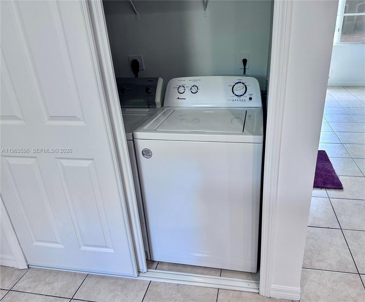 1631 Se 30th St #1631 - Photo 5 of 25