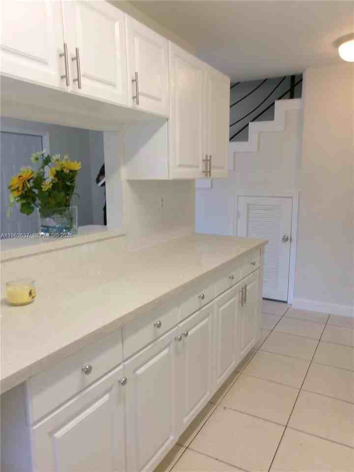 2168 Nw 1st Ter #2169 - Photo 6 of 13