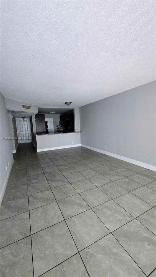 7925 Fairview Dr #206 - Photo 6 of 21