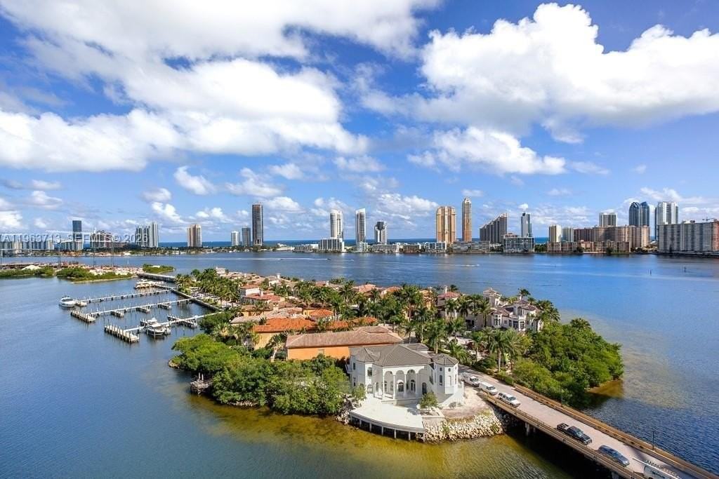 6000 Island Blvd #1404 - Photo 5 of 12