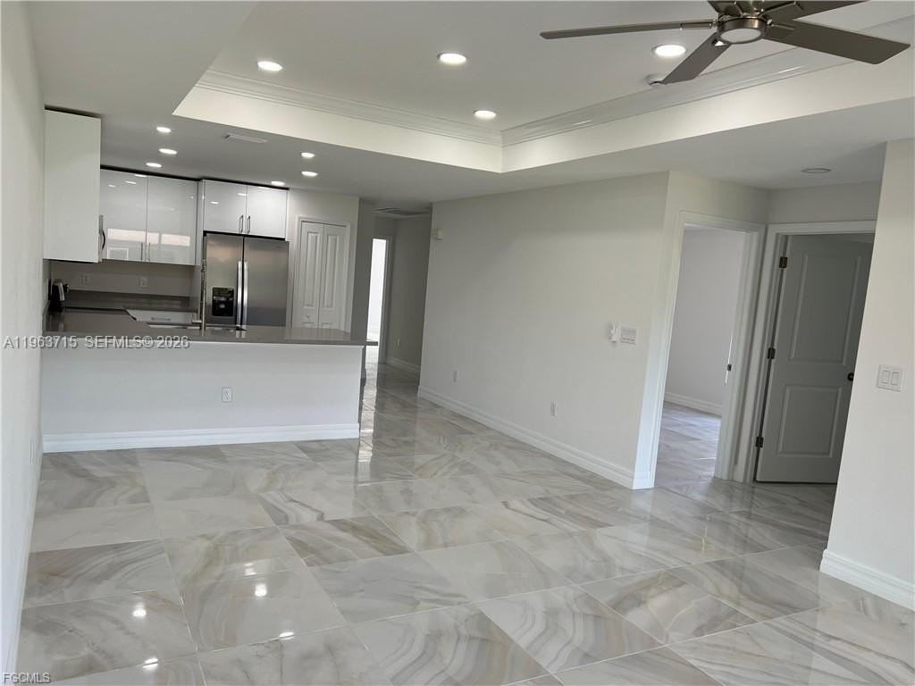 30th St W #4852 - Photo 5 of 19