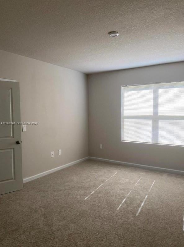 323 Raspberry Rd #323 - Photo 3 of 15