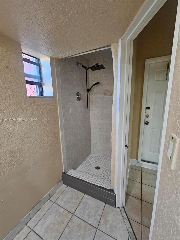 2990 Sw 15th Ave #2990 - Photo 7 of 21